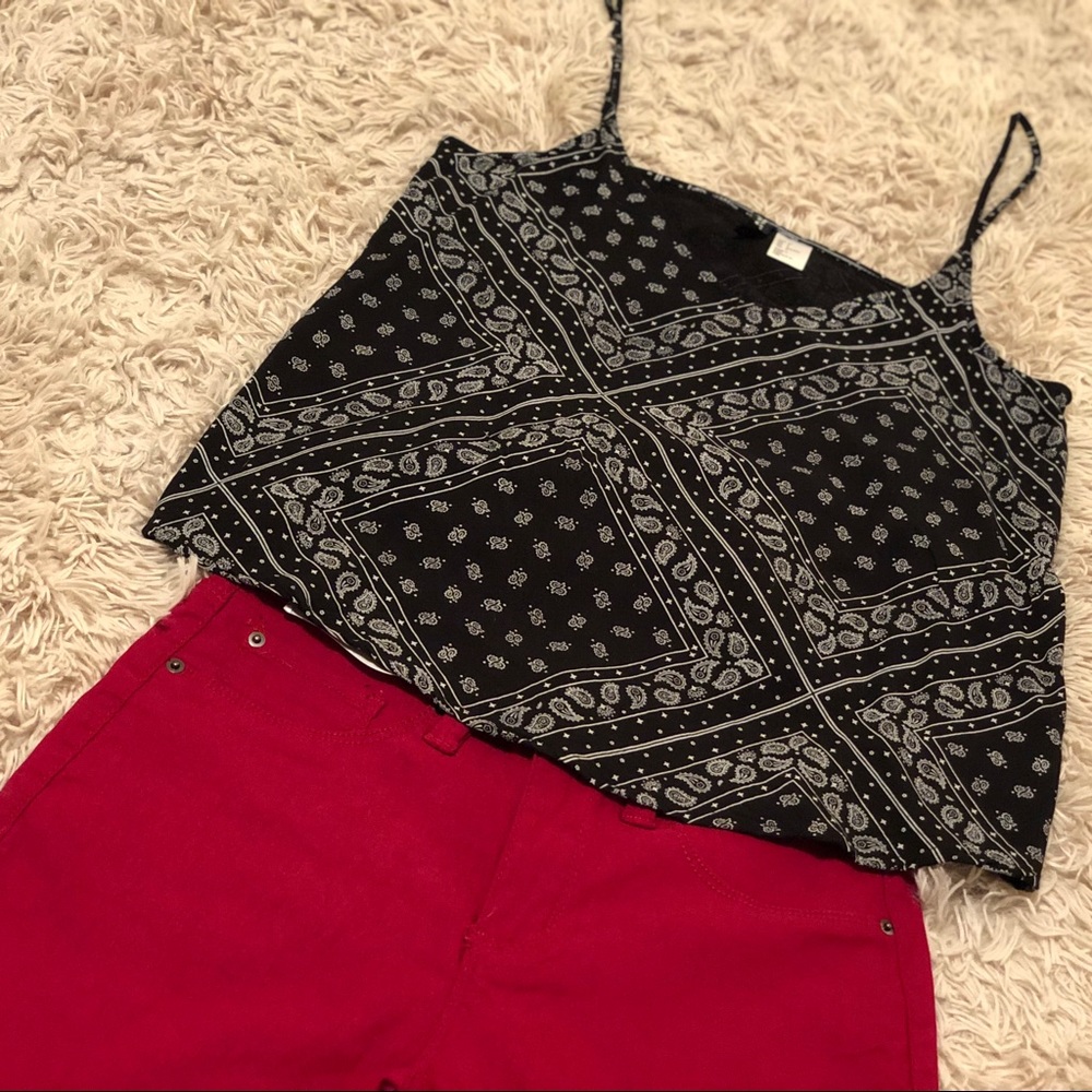 H&M Tank - Picture 7 of 7